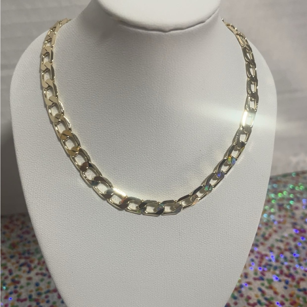 Cuban chain 14k Gold plated Chain Necklace for Women and Men ( 18 inch)